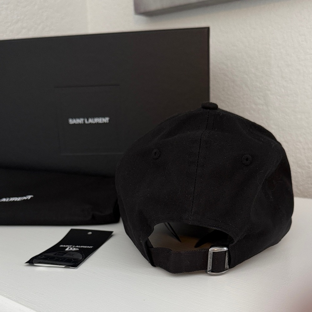 Saint Laurent Classic Black Hat - Picture 3 of 5
